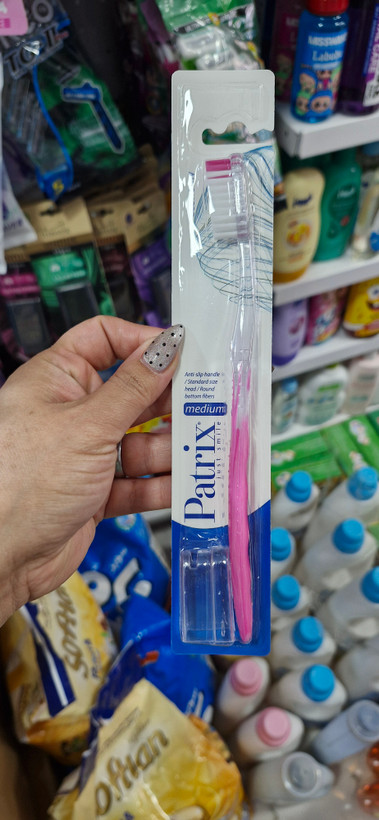 مسواک اقتصادی پاتریکس PATRIX با برس مدیوم (پک3 عددی)
